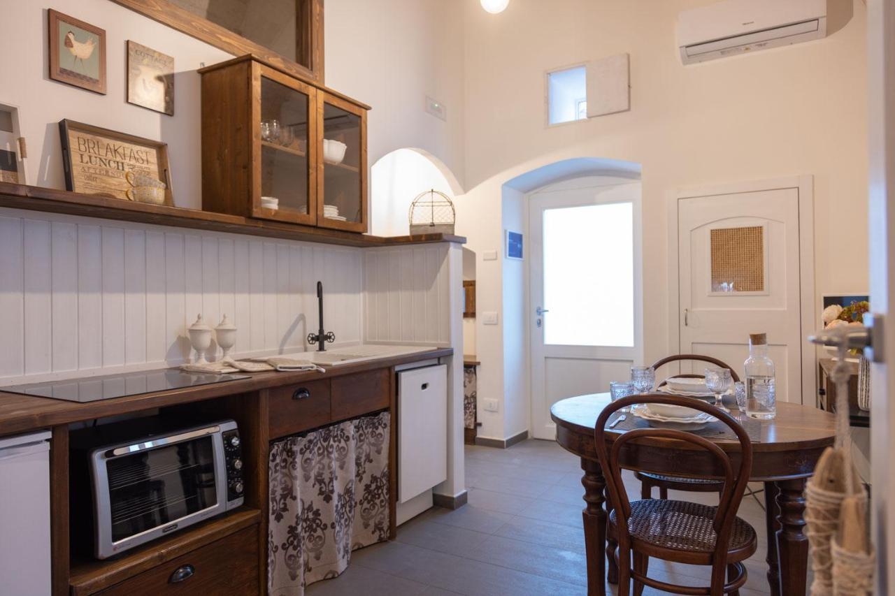 Villa Le lamie di via Dante Polignano a Mare Esterno foto