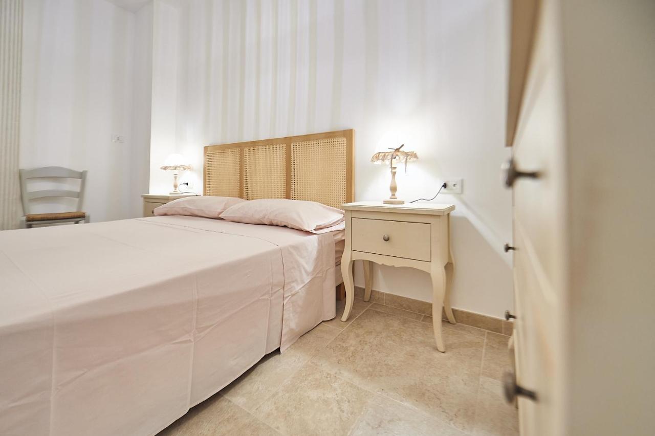 Villa Le lamie di via Dante Polignano a Mare Esterno foto