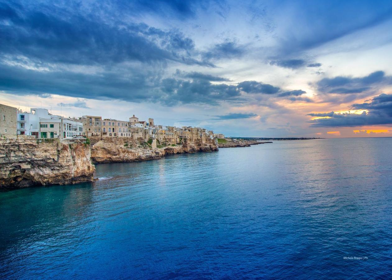 Villa Le lamie di via Dante Polignano a Mare Esterno foto